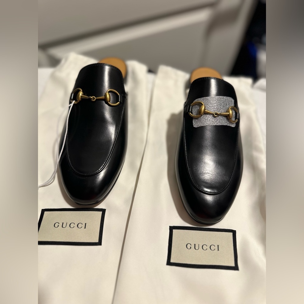 Gucci Black Leather Women’s Slippers
